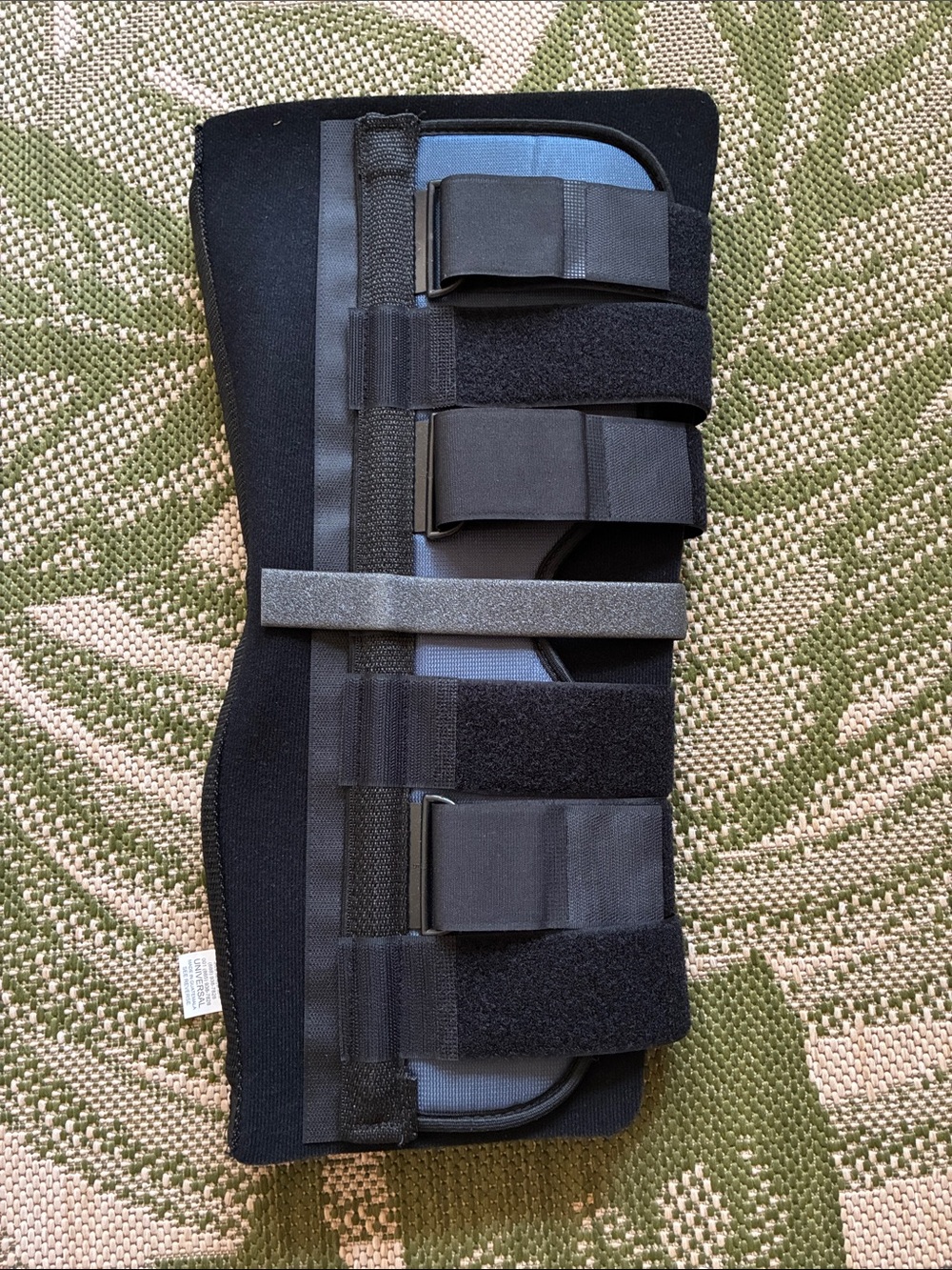 DeRoyal Universal Knee Brace / Immobilizer Adjustable Straps Padded Foam *Nice*